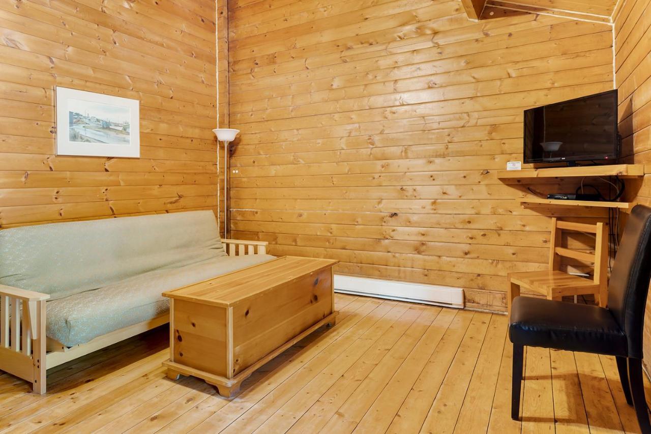 Ingonish Chalets Екстер'єр фото