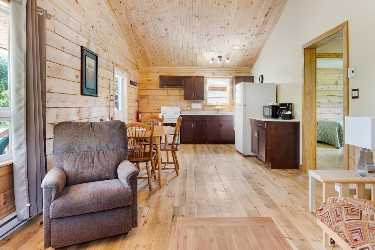 Ingonish Chalets Екстер'єр фото