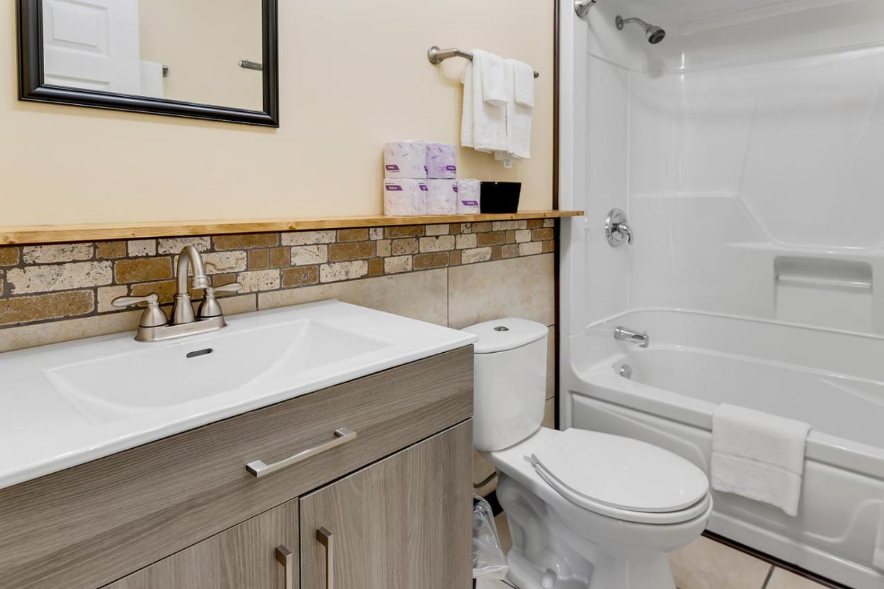 Ingonish Chalets Екстер'єр фото